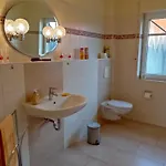 شقة Haus Am Kiessee - Mediterranes Flair Mit Seeblick By Interhome
